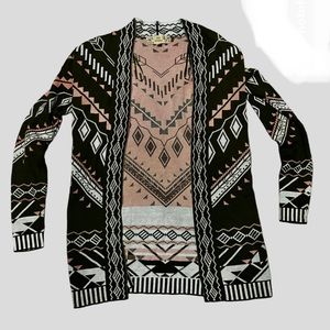 Pink Republic XS open olive green light pink cardigan with Aztec design pretty